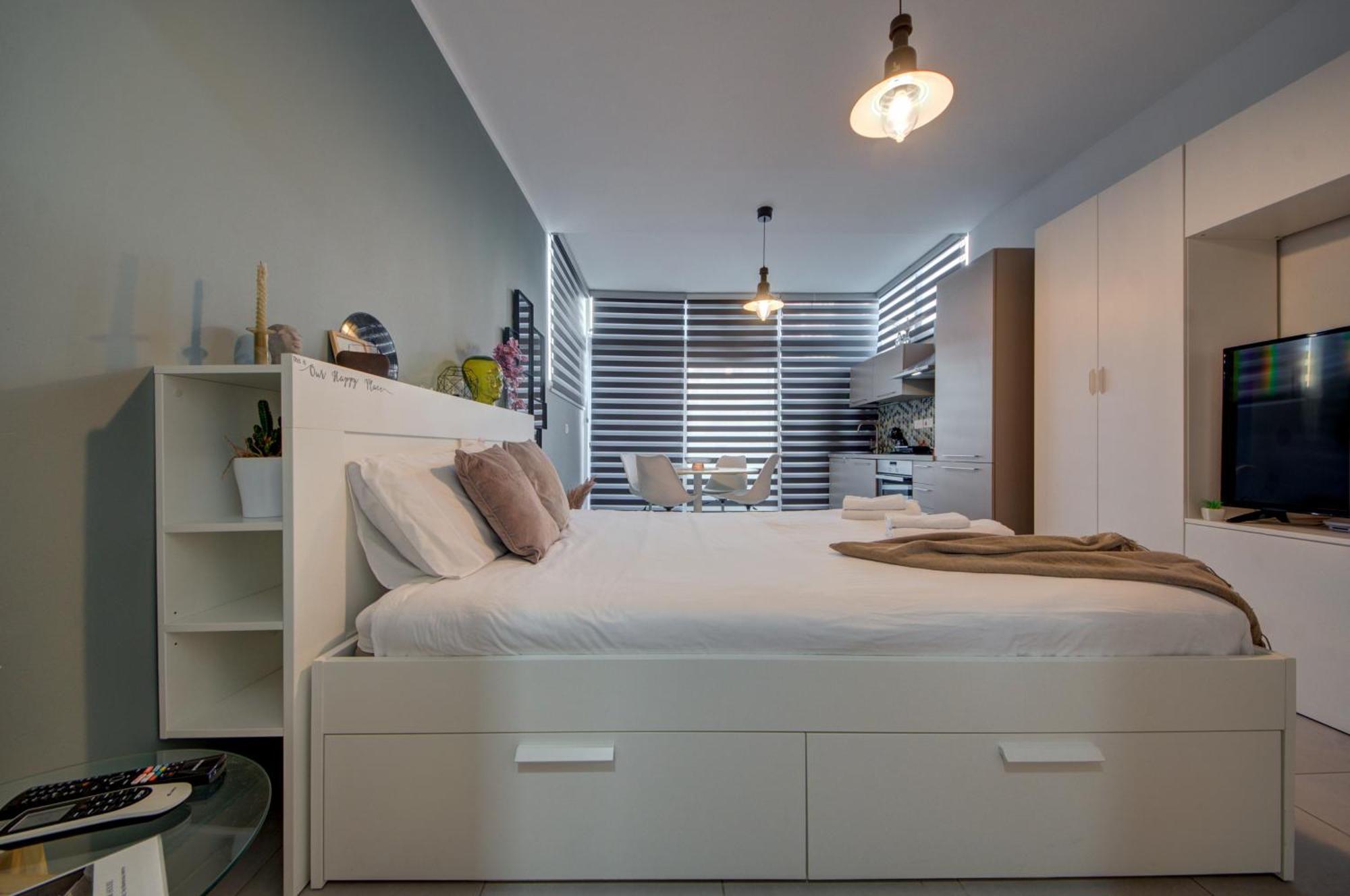 Cosy Penthouse In Hamrun - Walking Distance To Valletta Exterior photo