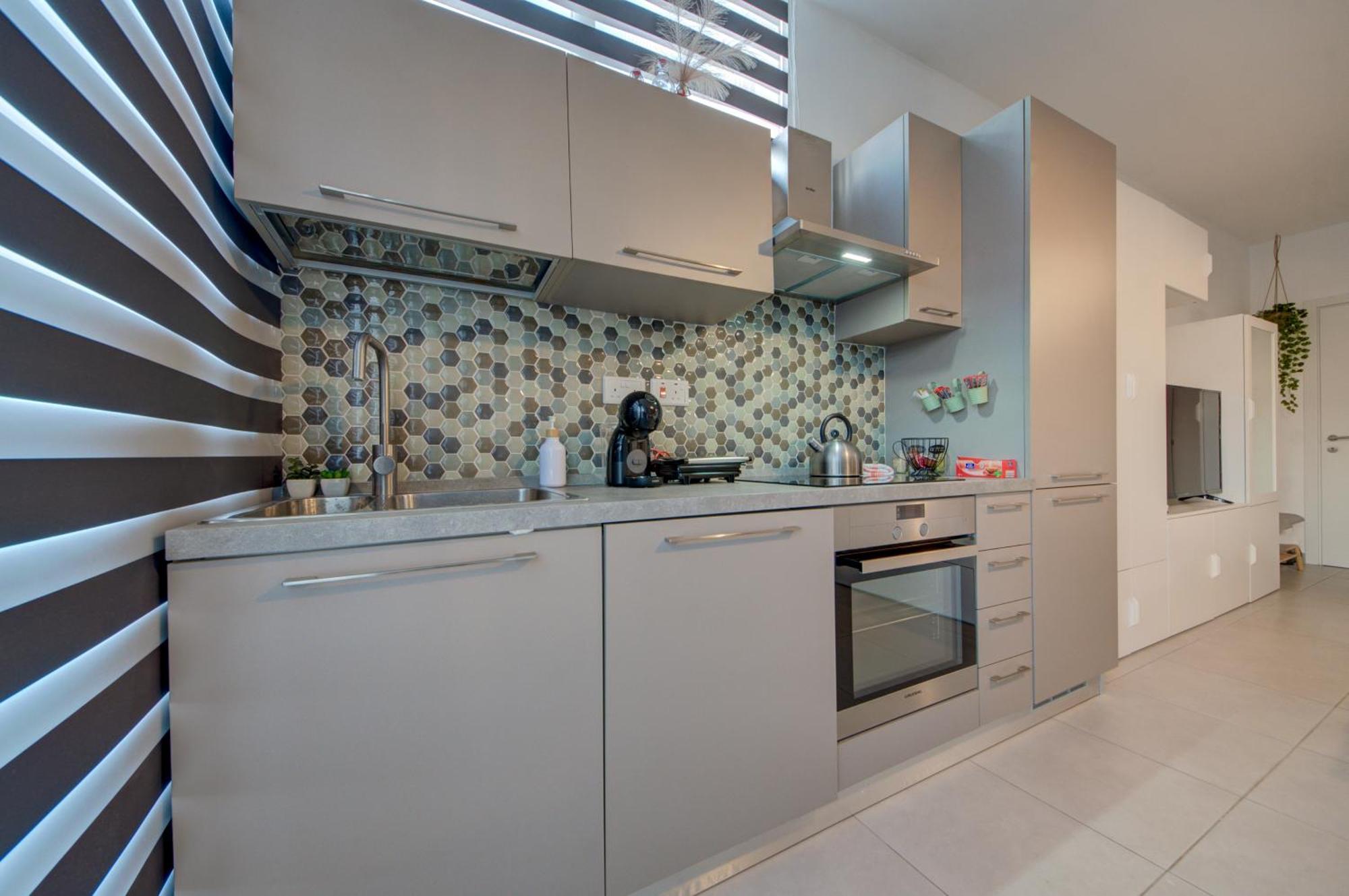 Cosy Penthouse In Hamrun - Walking Distance To Valletta Exterior photo