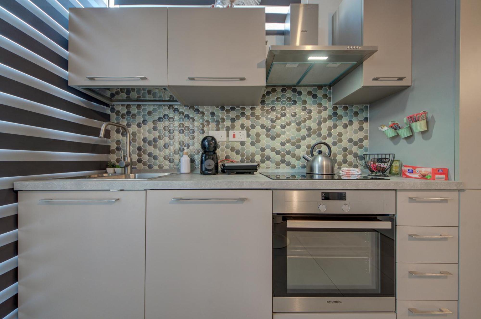 Cosy Penthouse In Hamrun - Walking Distance To Valletta Exterior photo
